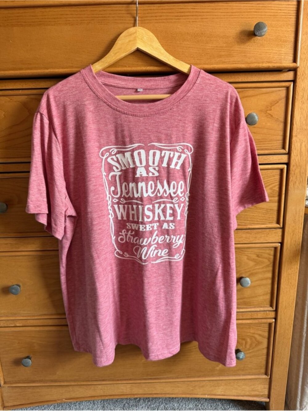Graphic T-Shirt “Smooth As Tennessee Whiskey” Womens Size 2X Heather Pink